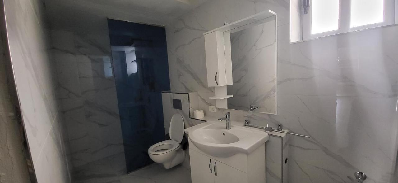 Jon Rooms Himarë Exterior foto